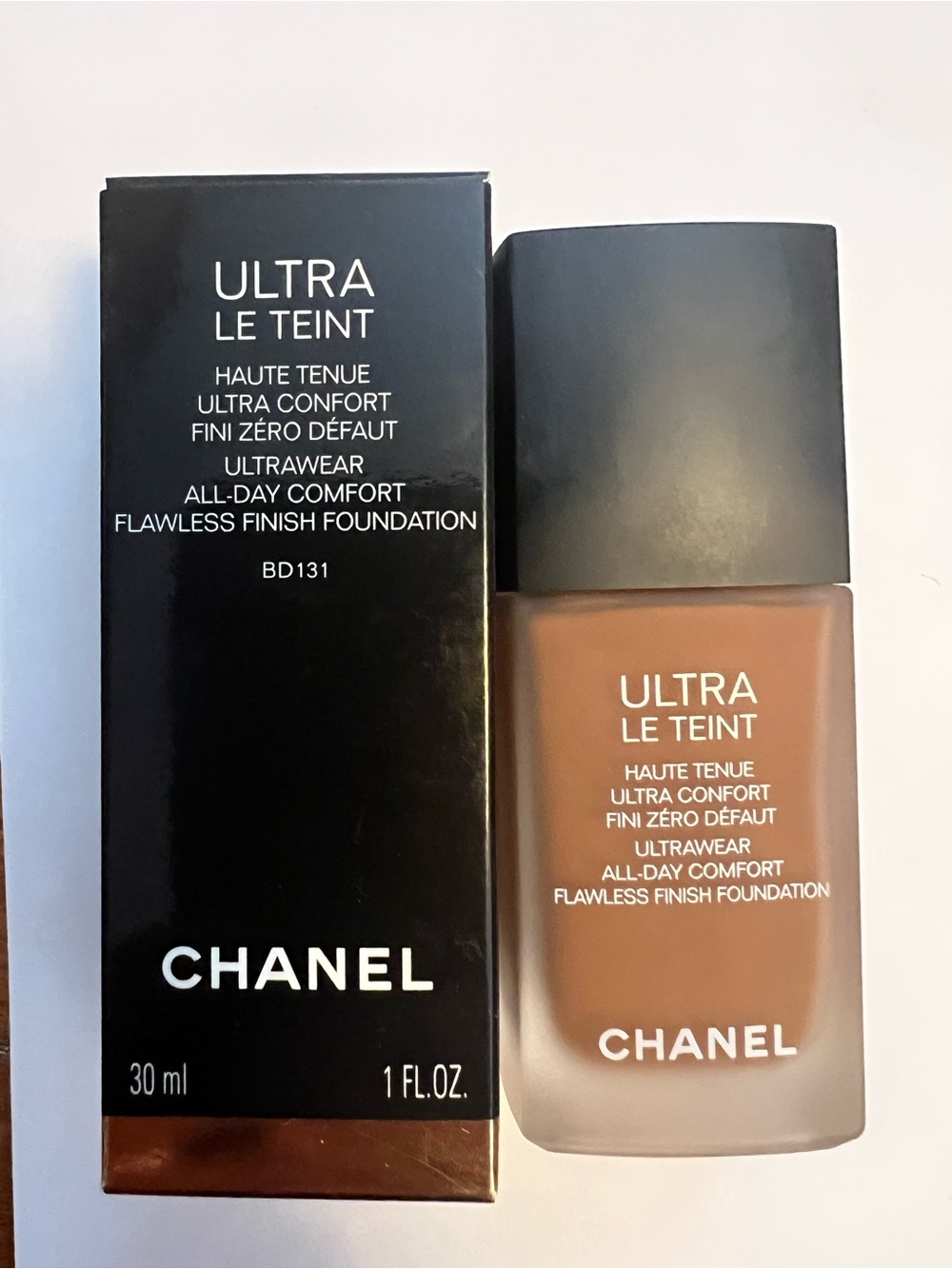 CHANEL Ultra Le Teint Foundation - Medium Brown